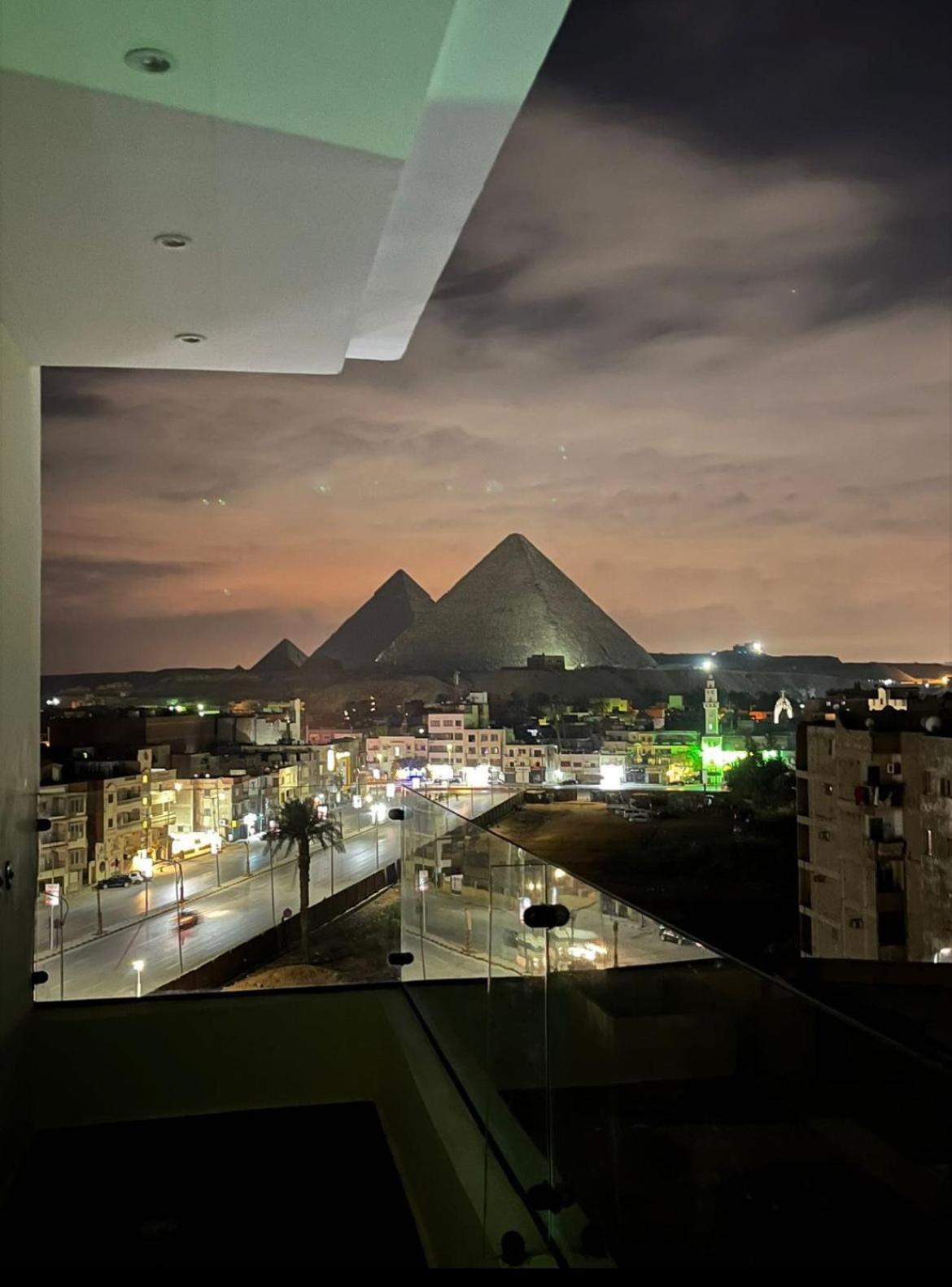 Ostello Rotana Pyramids View Nazlet el-Sîsi Esterno foto