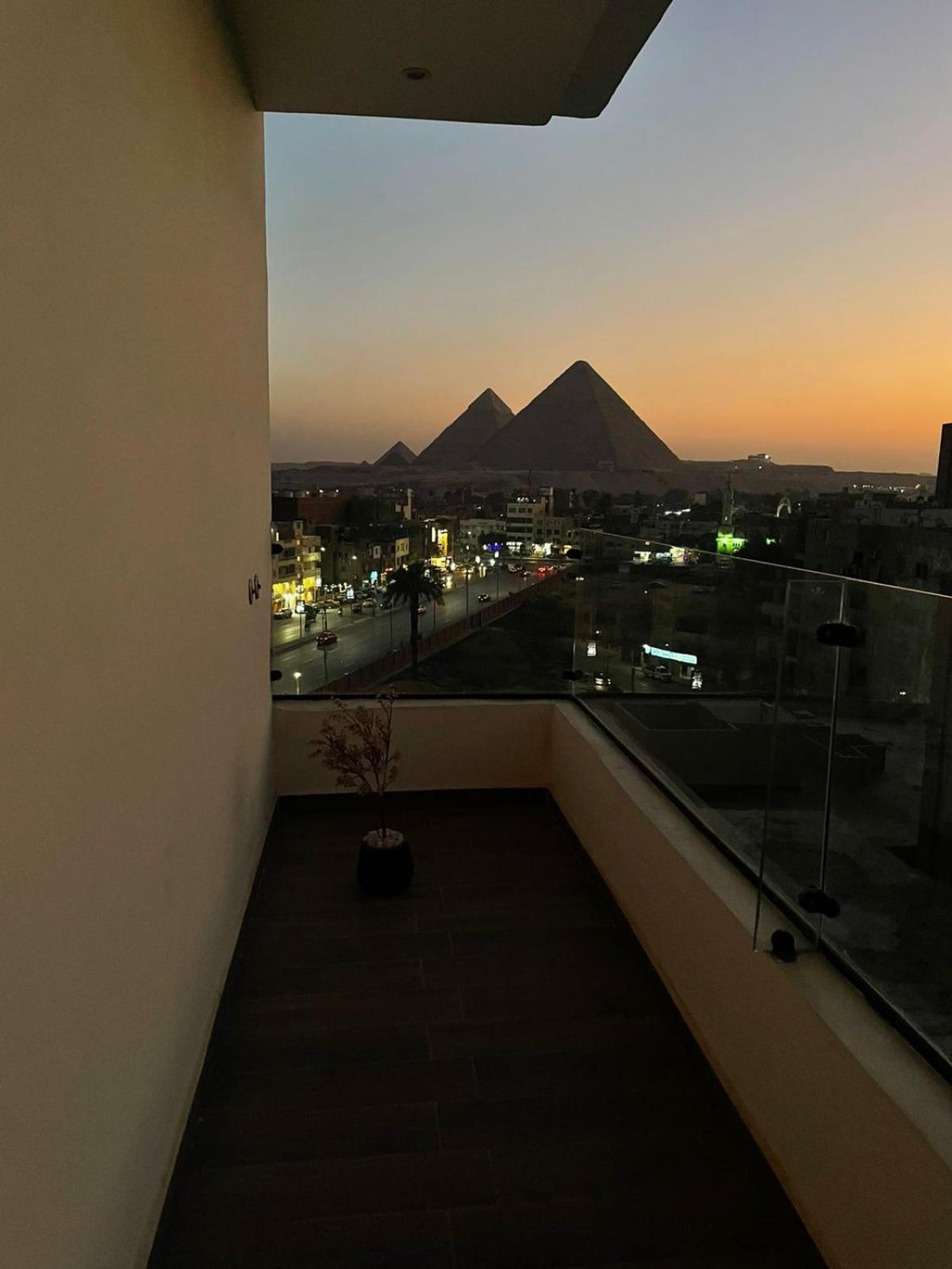 Ostello Rotana Pyramids View Nazlet el-Sîsi Esterno foto